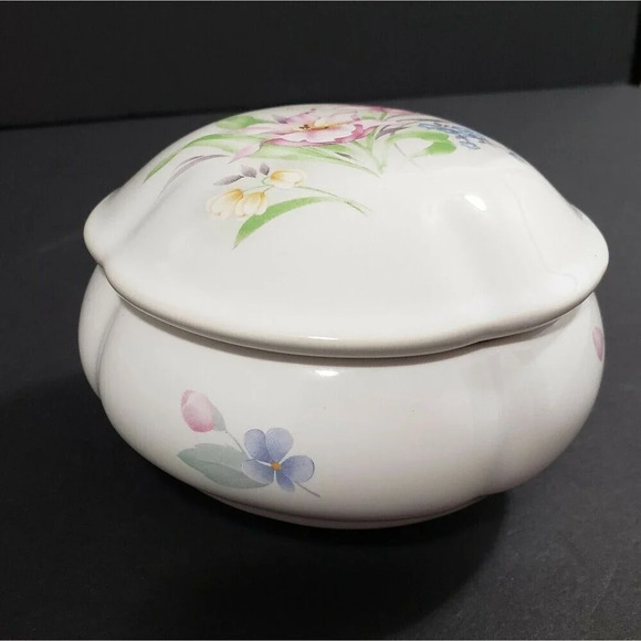 The San Francisco Music Box Company Ceramic Trinket Box Floral Design Keepsake - Picture 6 of 9